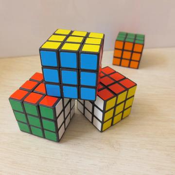 6面彩色魔方三阶魔方3cm益智神奇魔方玩具小礼品赠品版魔方