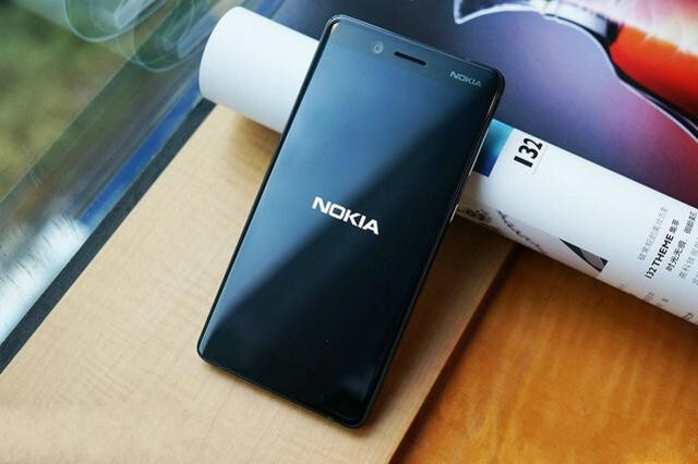 全面屏加蔡司双摄,诺基亚 7 plus强势归来!