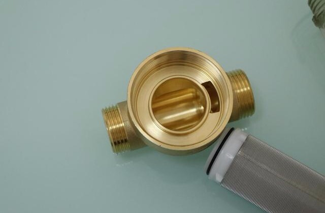 怎么喝水才安全?美的家用净水机前置过滤器体