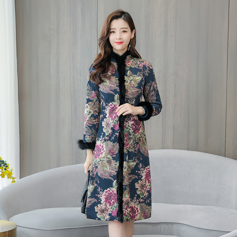 这才是29-57岁最美打扮,旗袍外套裙,配短靴,