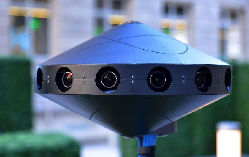 建议男人:不管开的啥车,装上这追尾灯,夜间出