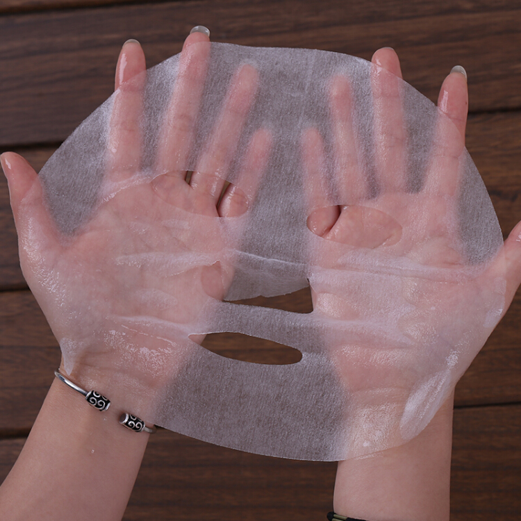 面膜贴完别直接洗脸!这样比不敷还要惨!难怪怎