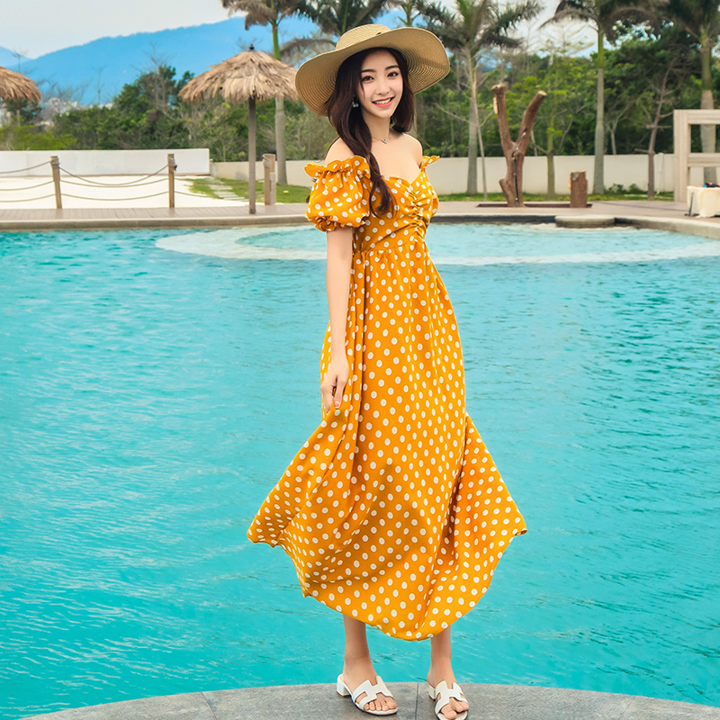 春日一起变美吧,换上这几套连衣裙,每一款都惊